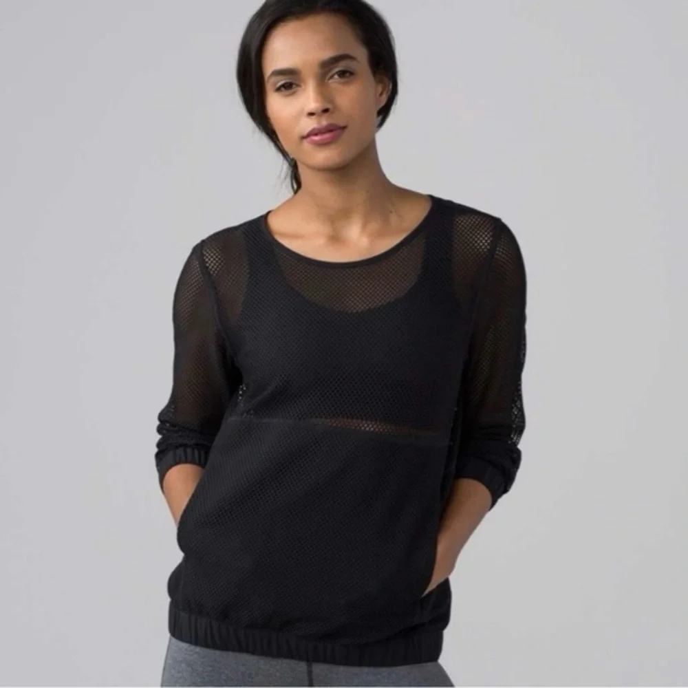 Lululemon Black Mesh Long Sleeve Pullover Kangaroo Pocket Athleisure Yoga Size s